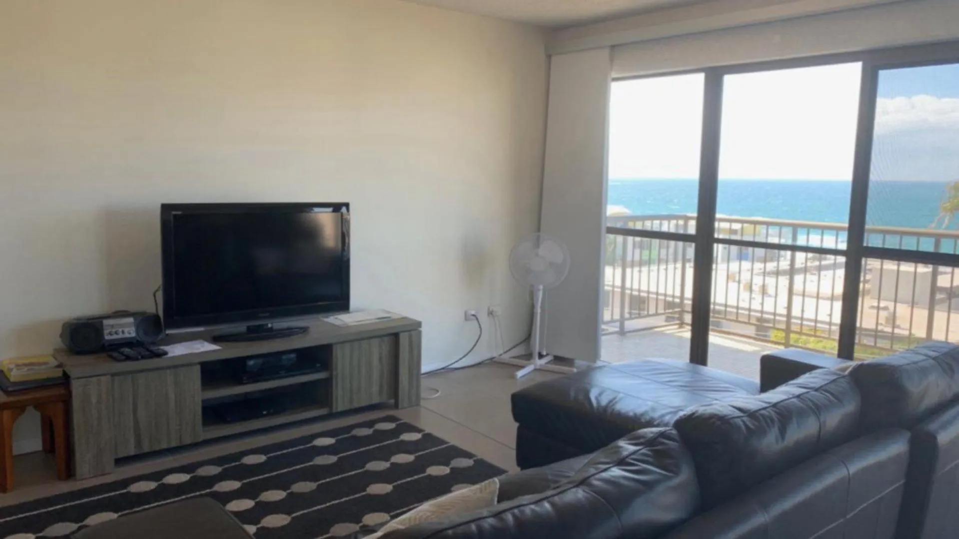 Oceanic Apartments Unit 10 Caloundra